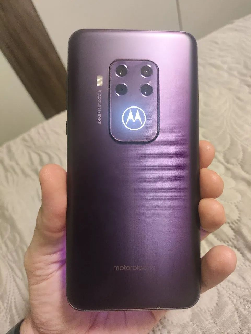 Smartphone Motorola One Zoom - Foto 2