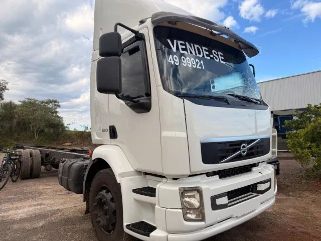 VOLVO VM 260 2011 6X2  - Foto 4
