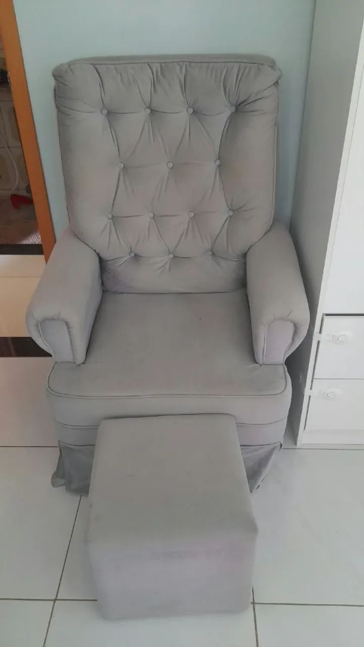 Vendo uma Poltrona de amamentação - Foto 3