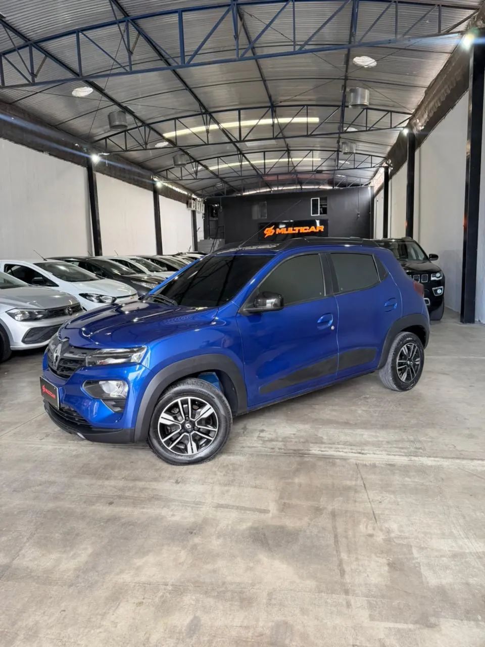 Renault Kwid Intense 1.0 Flex 12V 5P Mec. 2023