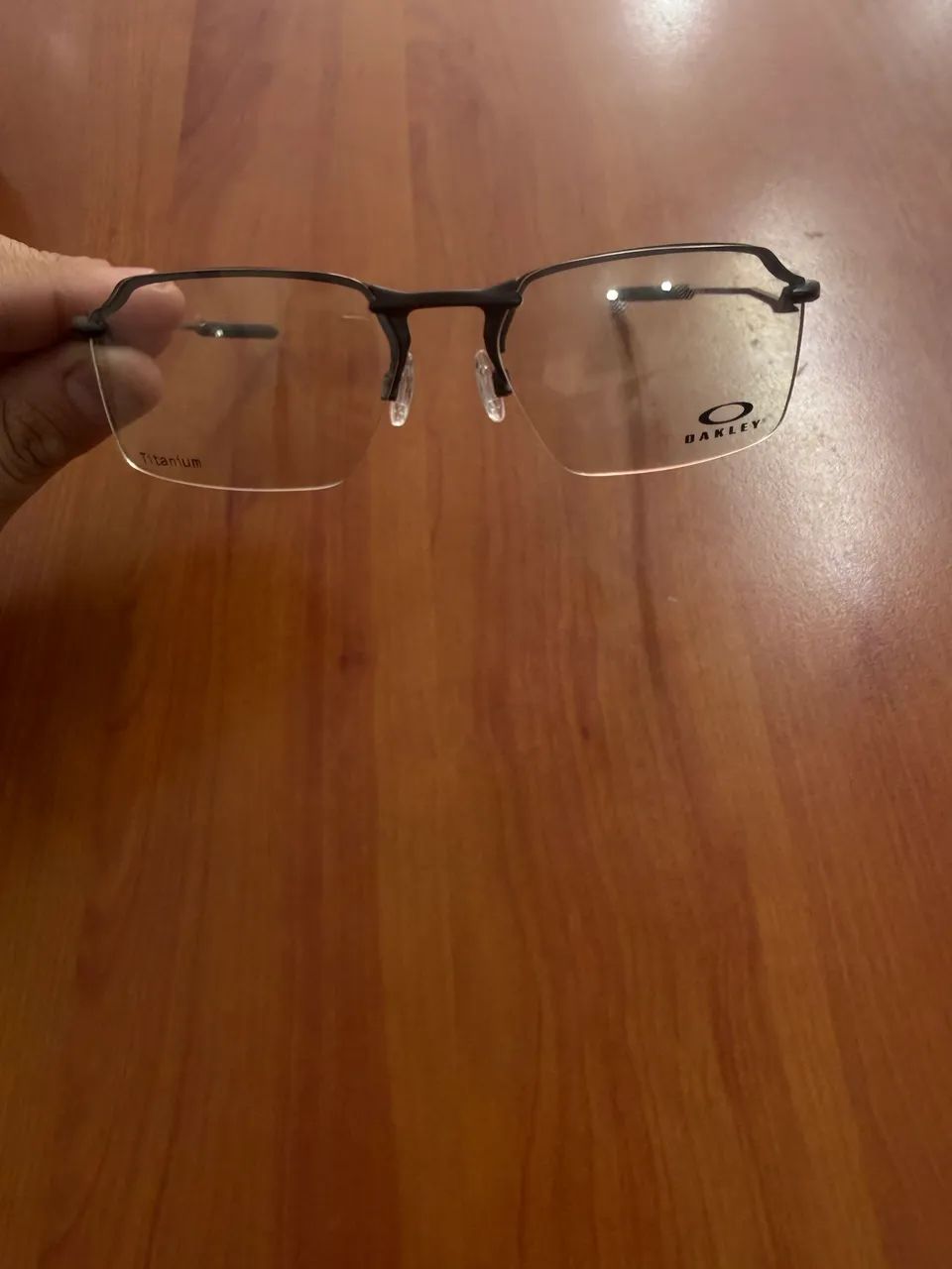 Armação Oakley titanium - Foto 3