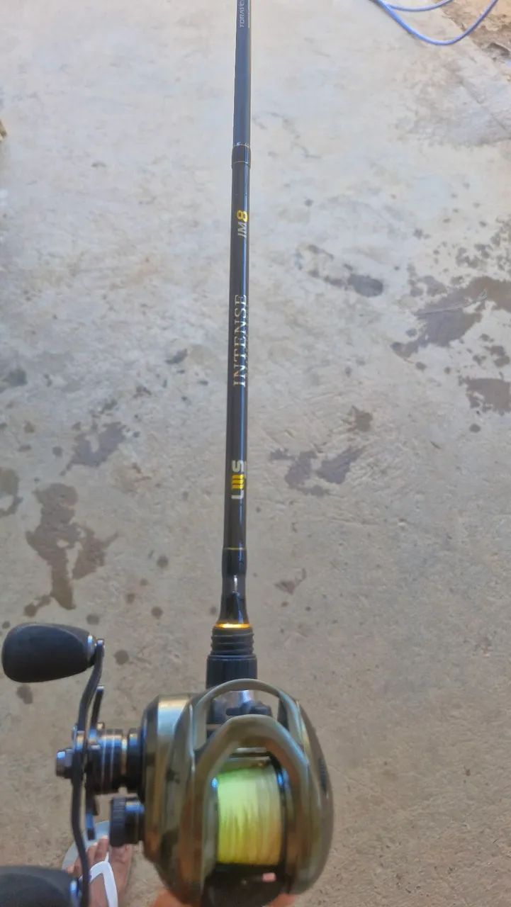 Vendo kit vara de pesca e carretilha  - Foto 4