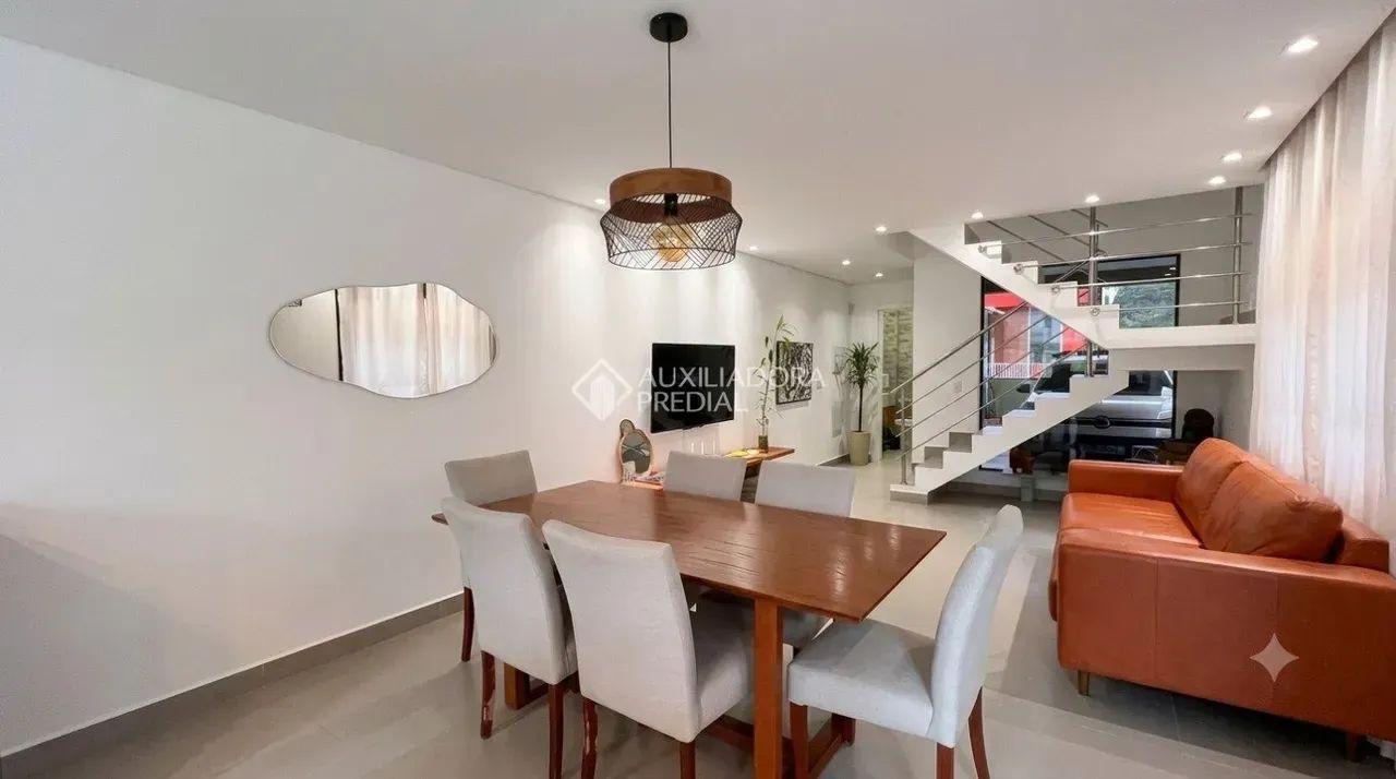 Imóvel para aluguel possui 152 metros quadrados com 3 quartos - Foto 2