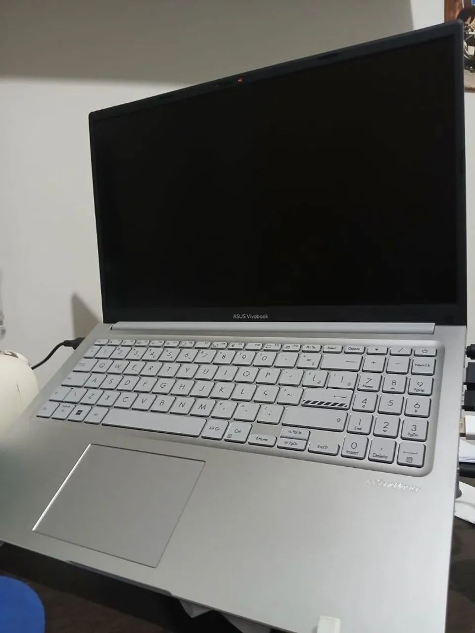 NOTEBOOK ASUS VIVOBOOK 256GB 8GB DE RAM CORE i5 máquina bem novinha com caixa e carregador - Foto 4