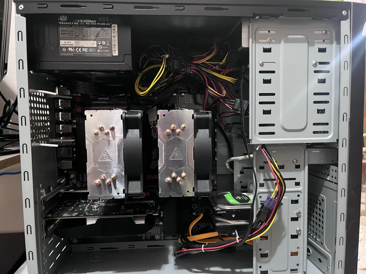 Servidor dual Xeon 40 cores 32GB RAM RX550 - Foto 3