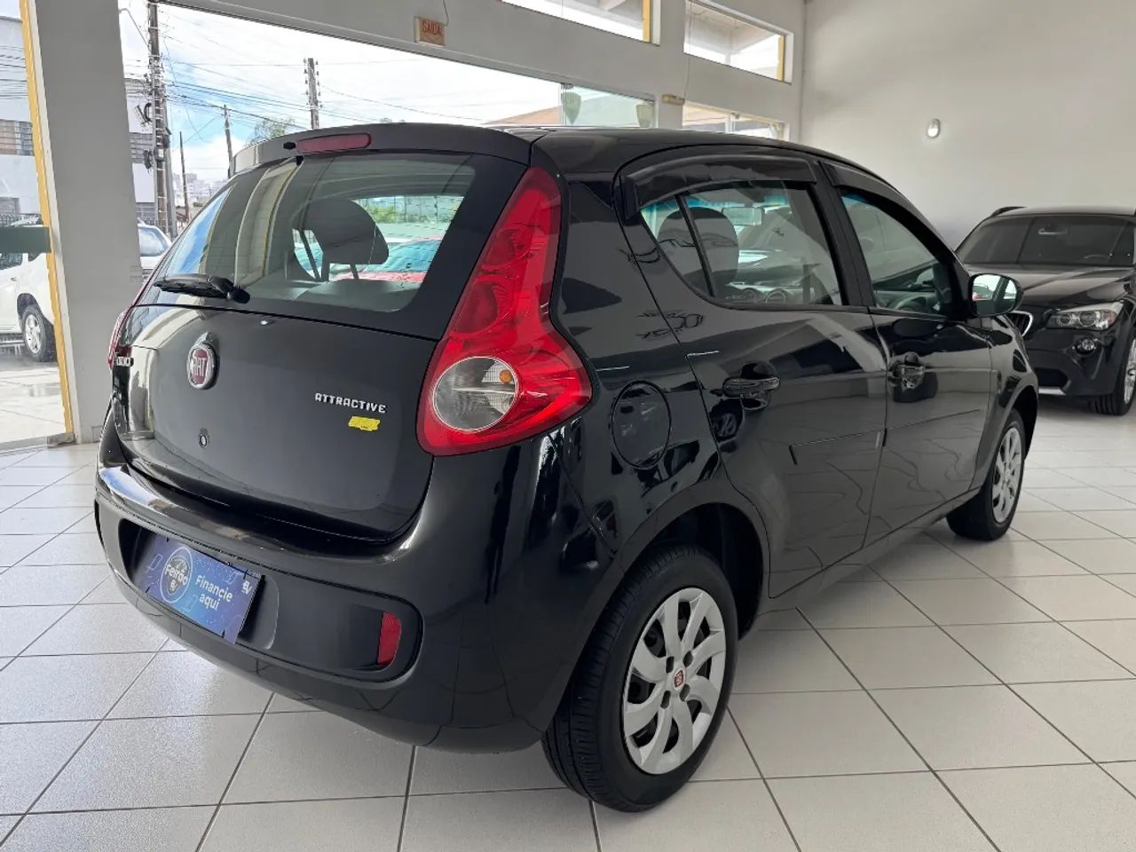 Fiat Palio Attractive 1.0 EVO Fire Flex 8V 5P 2013 - Foto 4