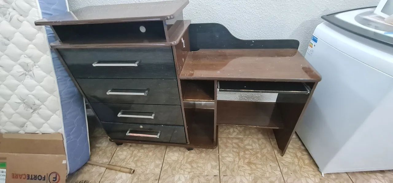 Cômoda com Escrivaninha Multifuncional - Usada