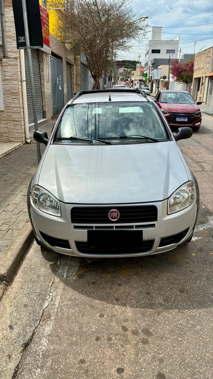 Fiat Strada Working Celeb.1.4 Fire Flex 8V CE 2012 - Foto 4