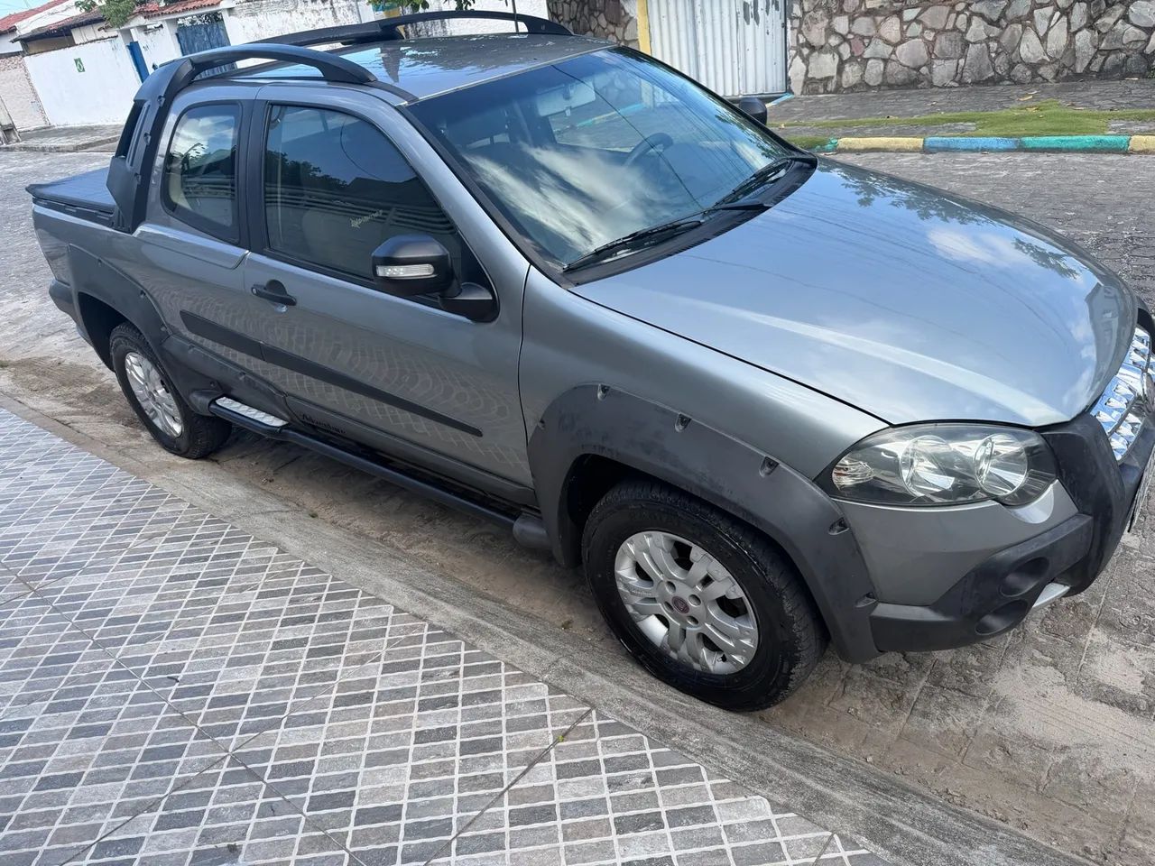 Fiat Strada Adventure1.8/ 1.8 Locker Flex CD 2012