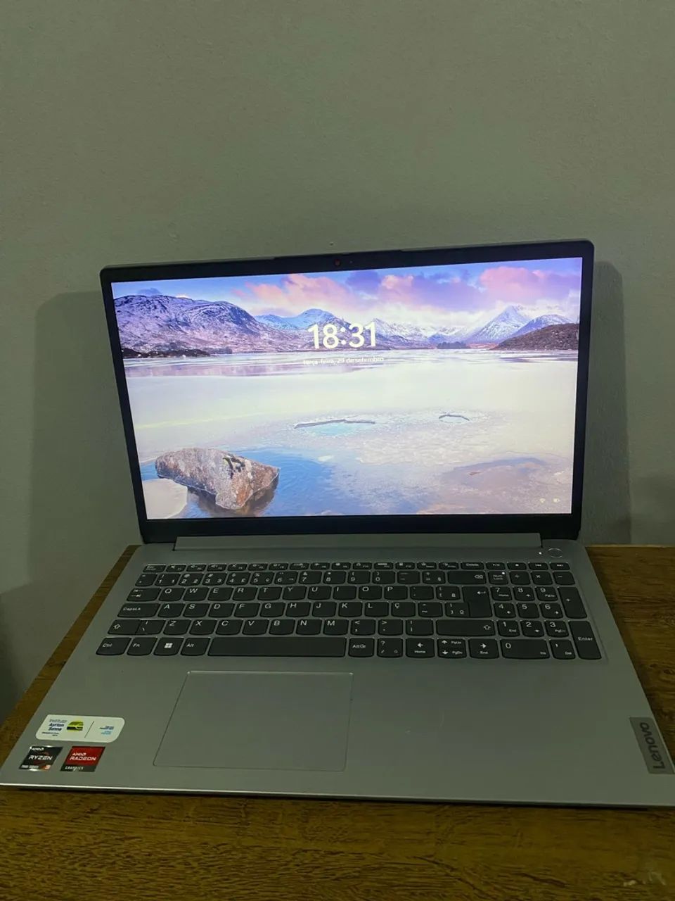 Notebook Lenovo Ideapad 3 - Foto 2