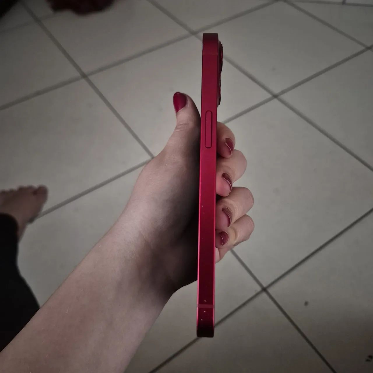 iPhone 13 256GB RED  - Foto 4