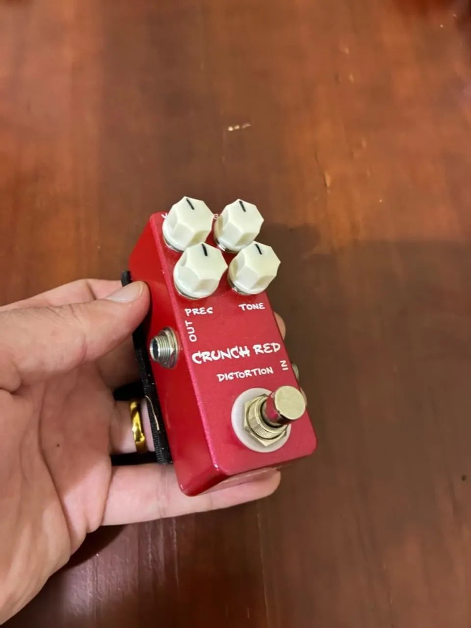 Cruch Red Distortion