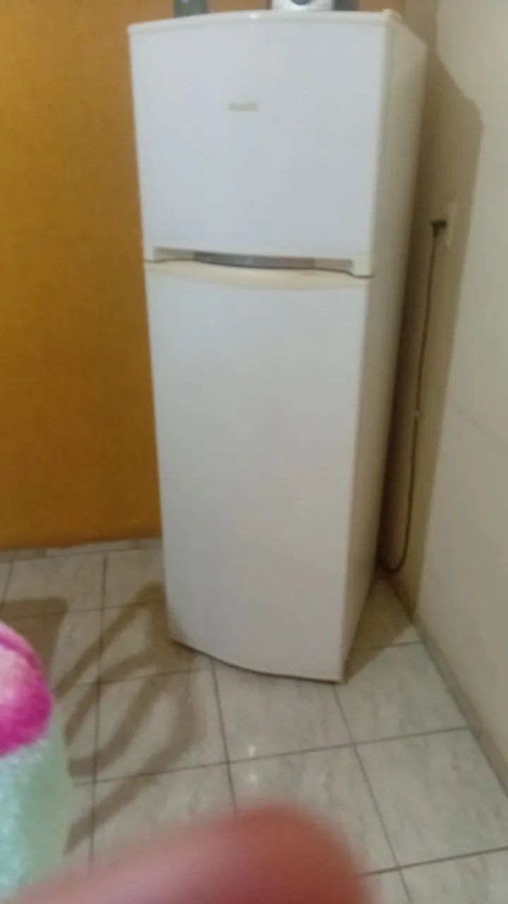 Geladeira consu,super conservada  - Foto 2