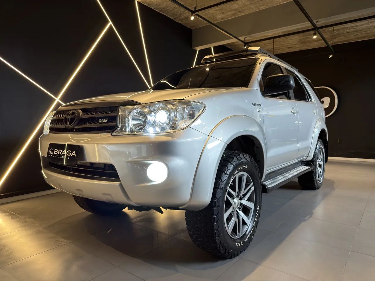 Toyota Hilux Hilux SW4 SRV 4x4 4.0 V6 24V Aut. 2010
