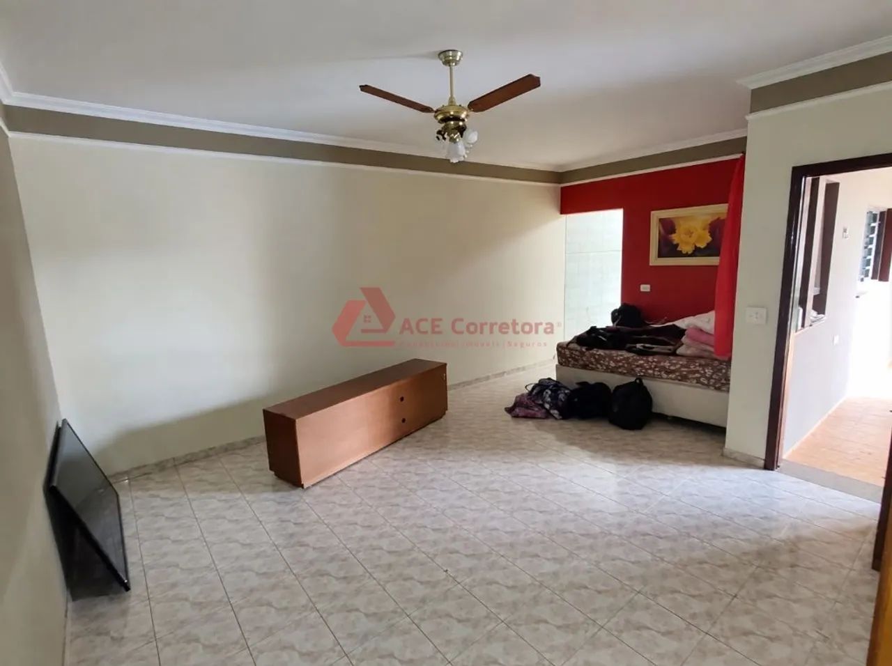 Casa com Suíte, Closet e Piscina - Foto 4