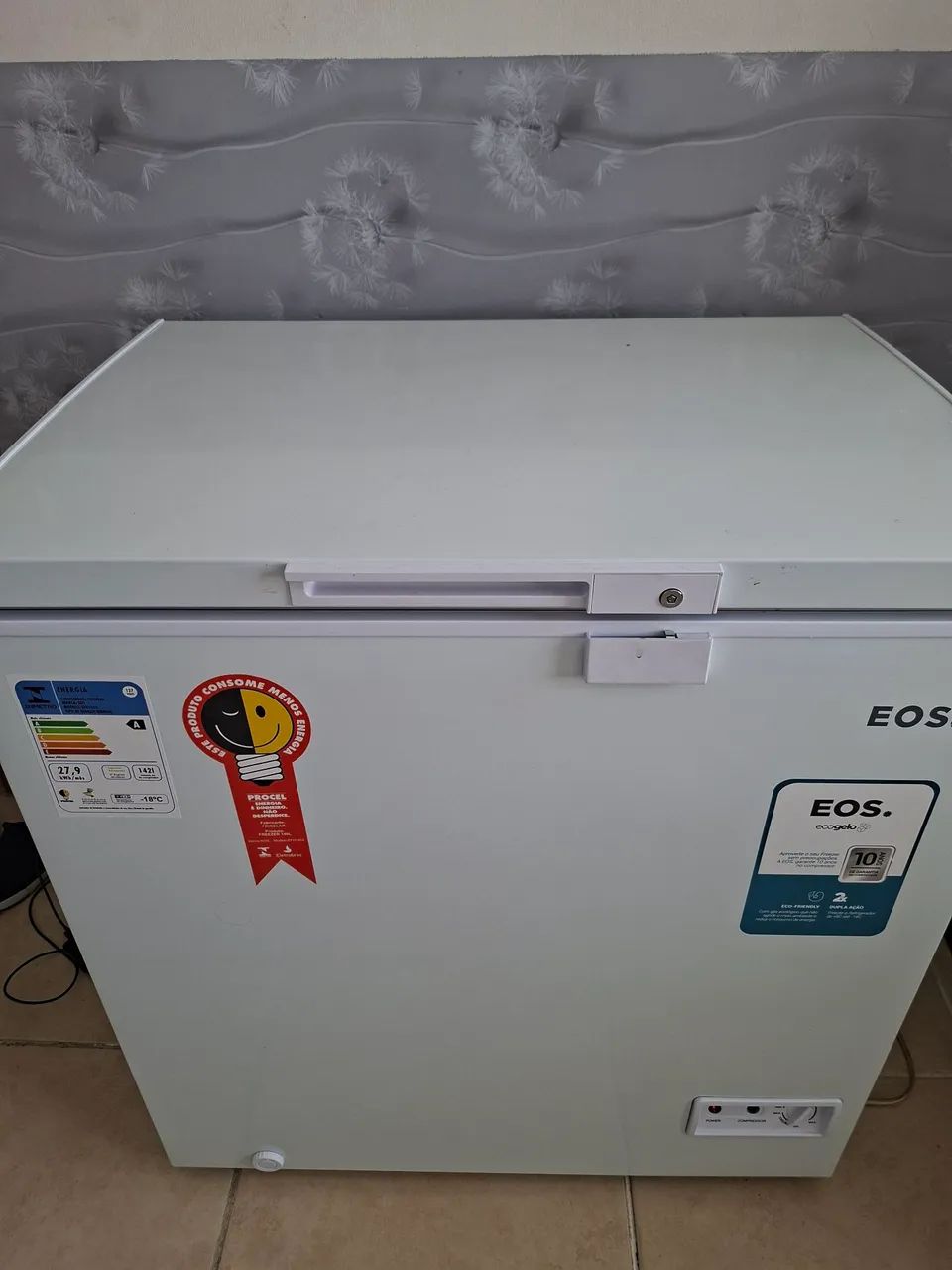 Frizzer eos 140 litros