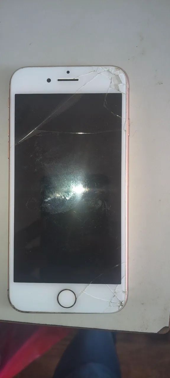 iPhone 8
