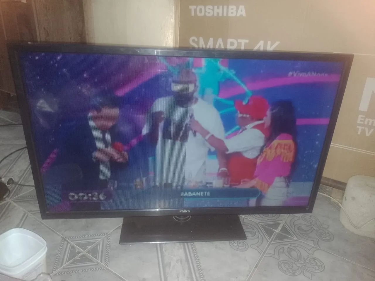 Tv philco 42 polegadas com defeito 