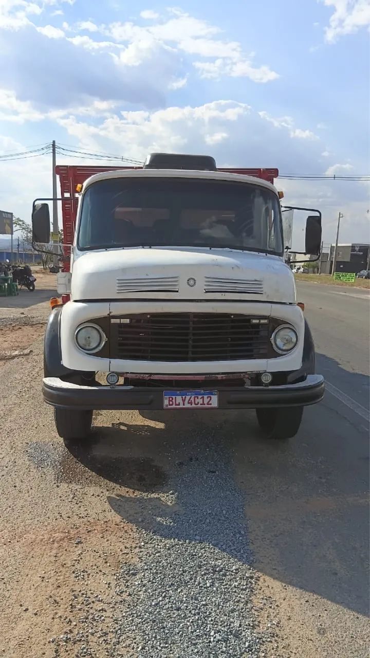 Vende-se caminhão  - Foto 2