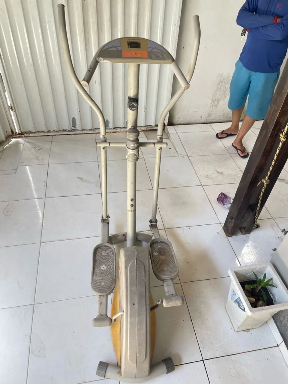 ? Elíptico Athletic à Venda - Ótima Oportunidade! - Foto 2