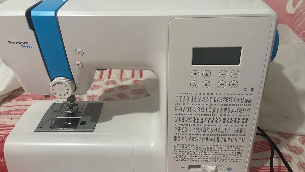MÁQUINA DE COSTURA NOVA 