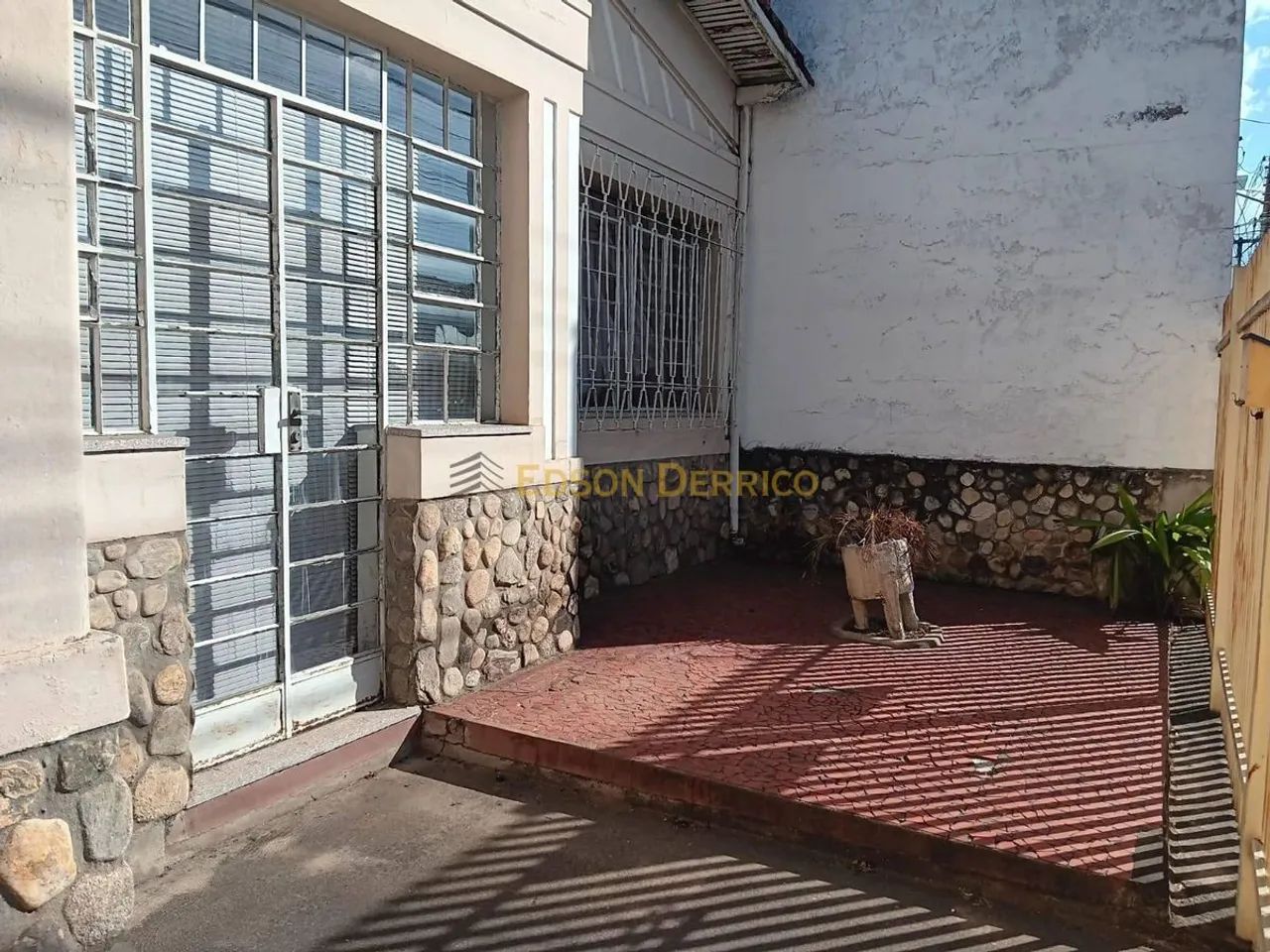 Casa com 4 Quartos à Venda, Centro - Pindamonhangaba - Foto 4