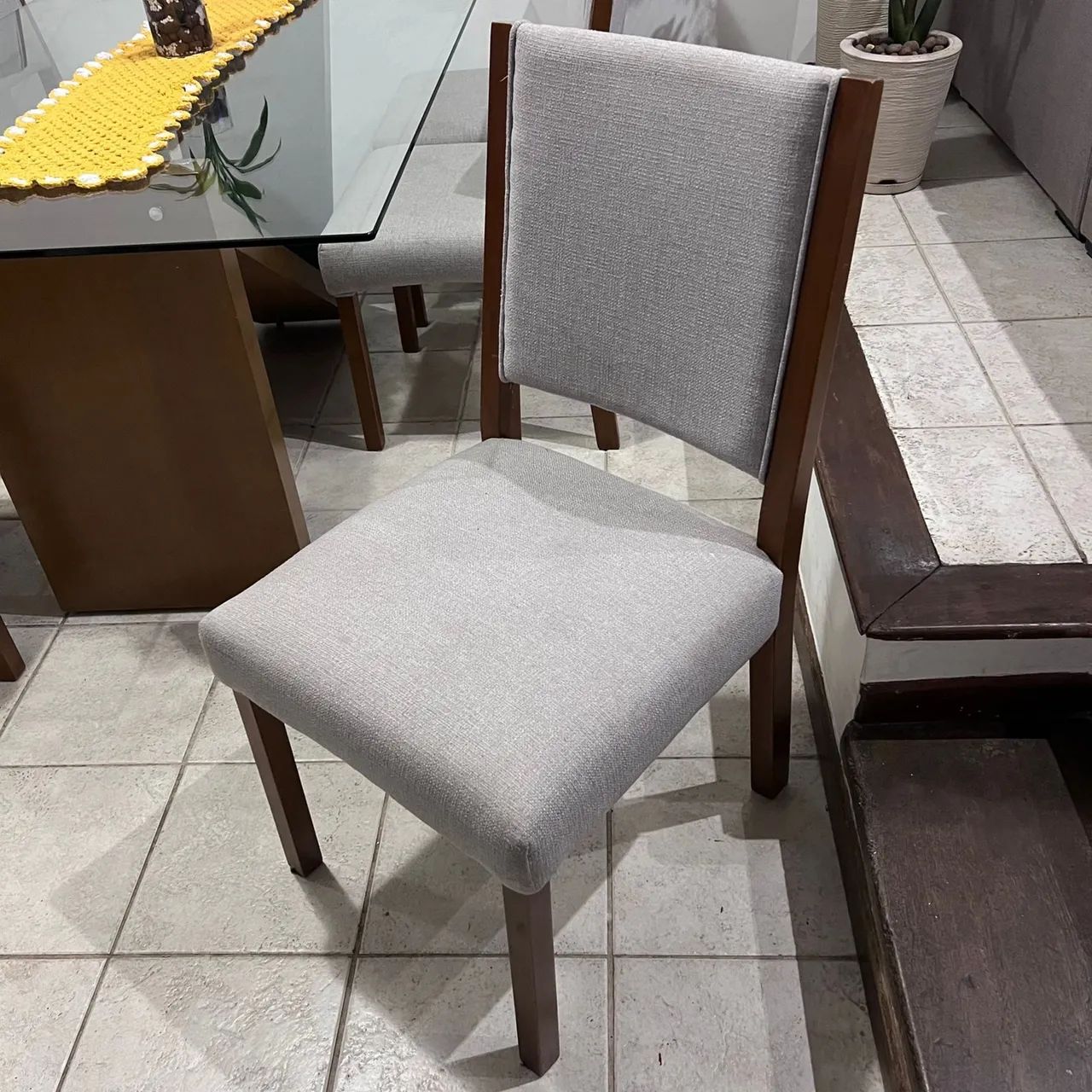 Mesa de Jantar com 6 cadeiras - Foto 3