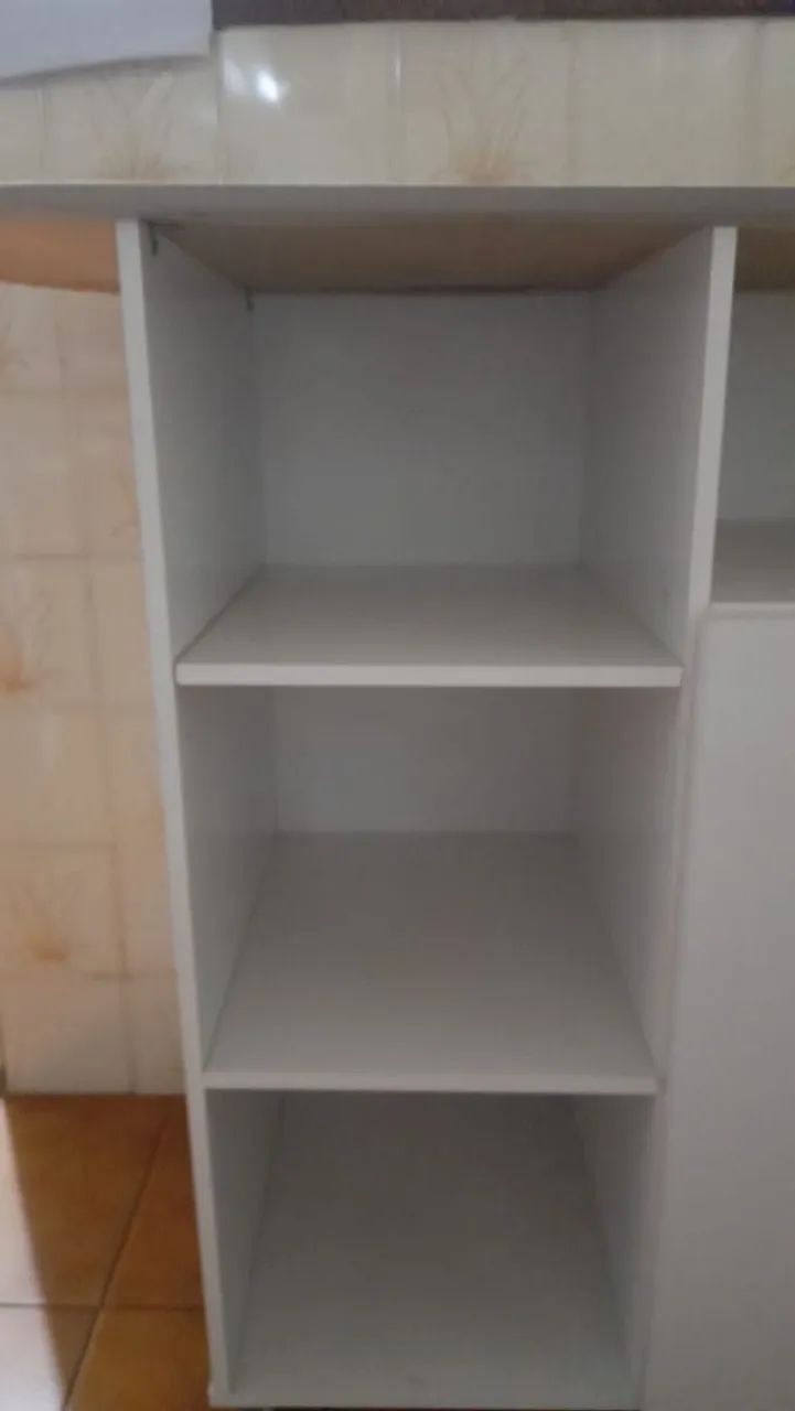 Passadeira de roupas com armário  - Foto 3
