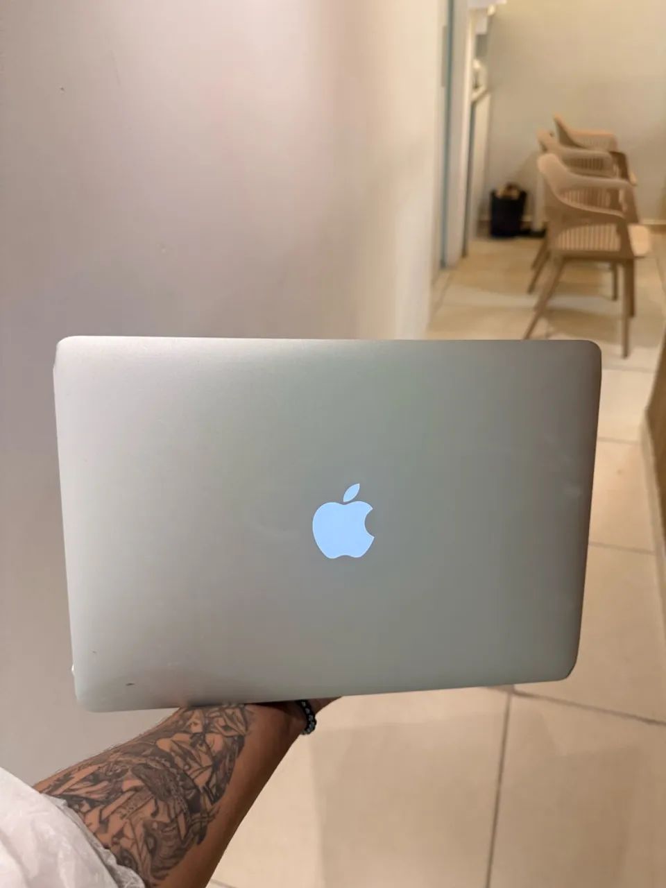 MacBook Air 13 prateado i5 - Foto 2