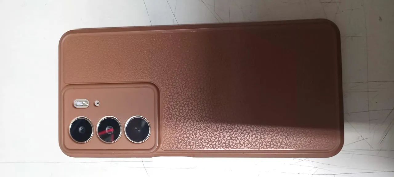 Vendo Realme C75  - Foto 2
