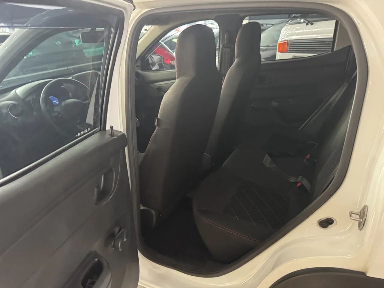 Renault Kwid 1.0 Zen 2019 - Foto 4