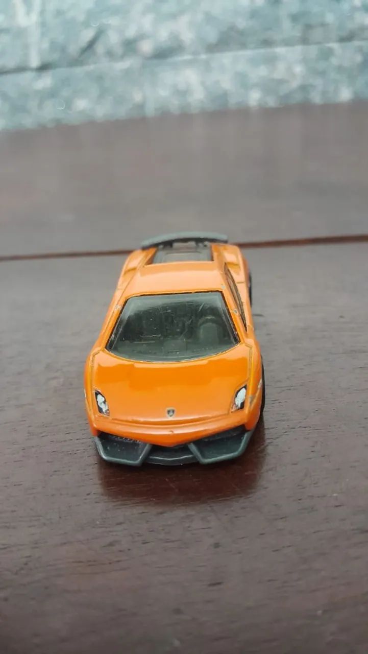 Hot Wheels Lamborghini Gallardo Superleggera 2013 Nightburnerz 