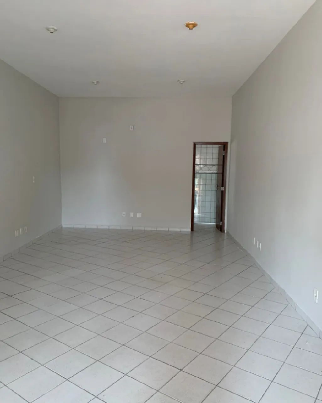 LOJA/SALA COMERCIAL DE 34 M² - PROX HOSP SANTA HELENA - Foto 4