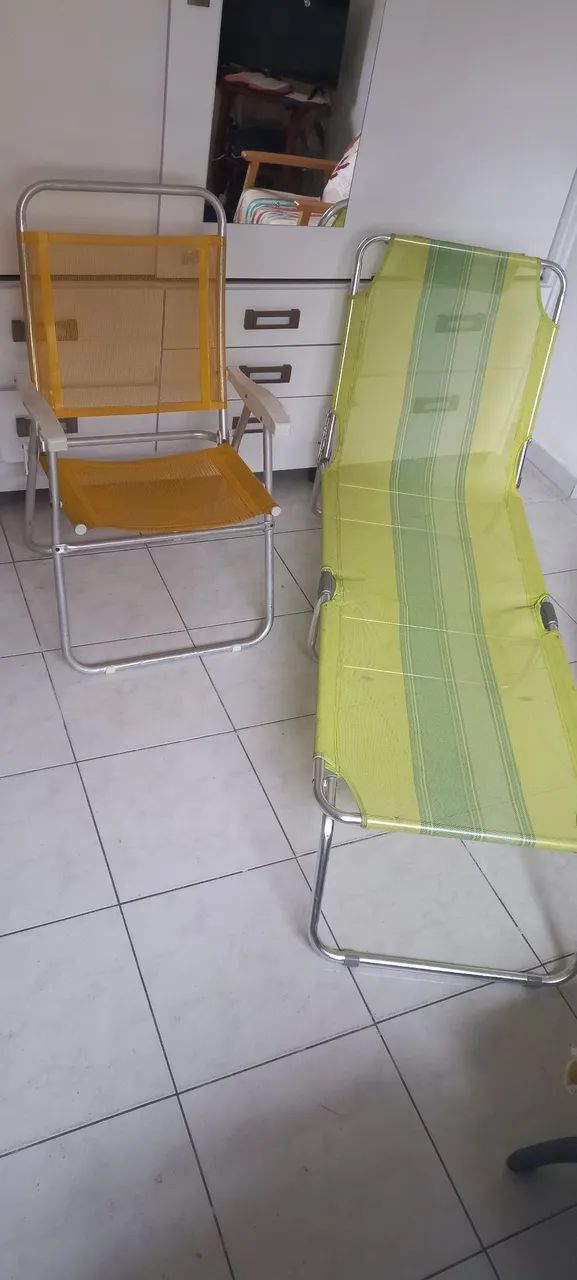 Espreguiçadeira e Cadeira de praia 