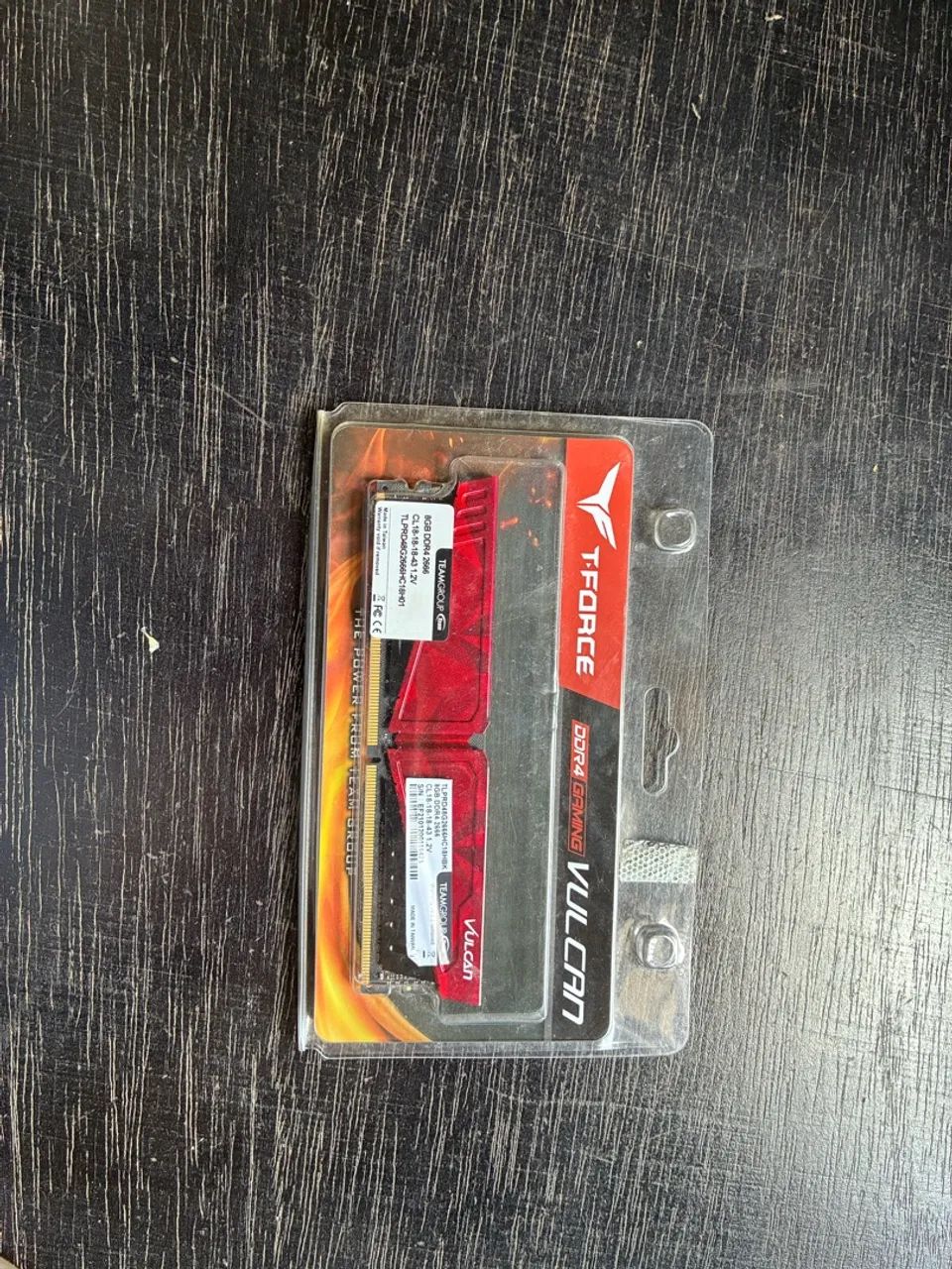 Memória RAM 8GB DDR4 T-Force