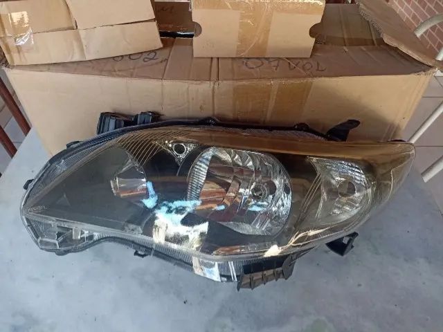 Farol Corolla Mascara Negra 