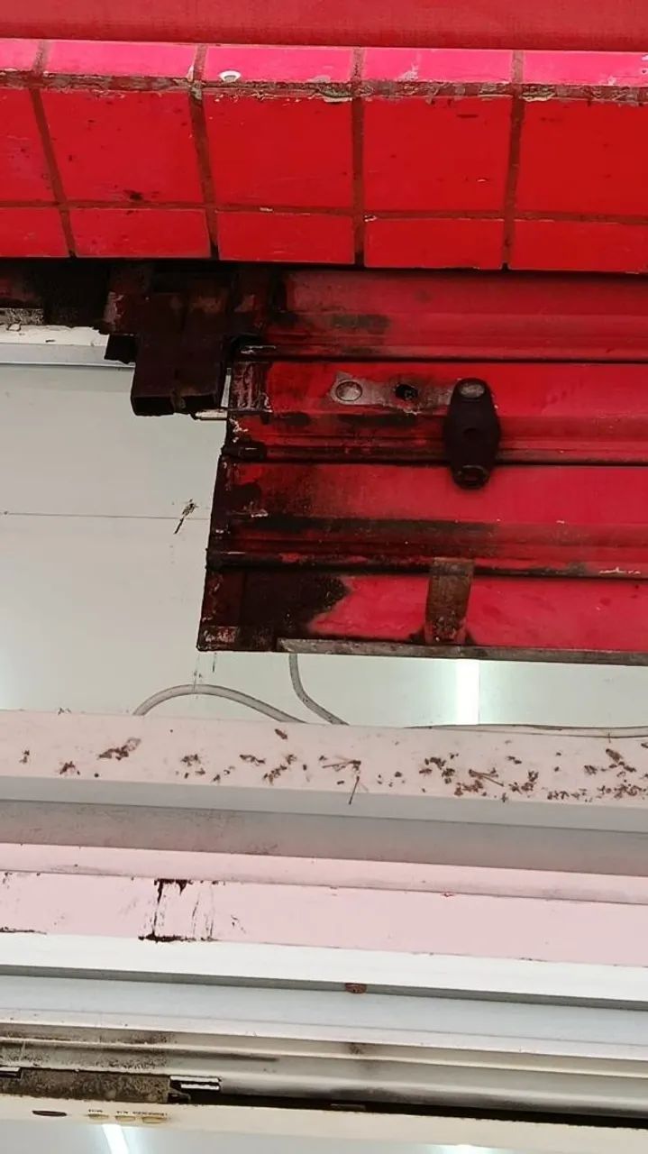 Manutenção em porta de enrolar  - Foto 4