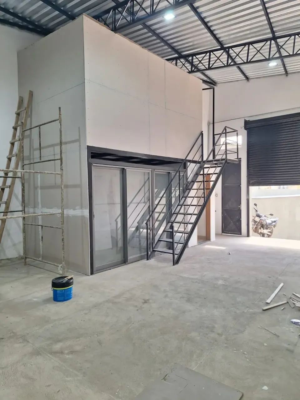 GALPÃO COMERCIAL NOVO PARA LOCAÇÃO/VENDA | 150 M² MODERNO, FUNCIONAL E PRONTO PARA O SEU N - Foto 12
