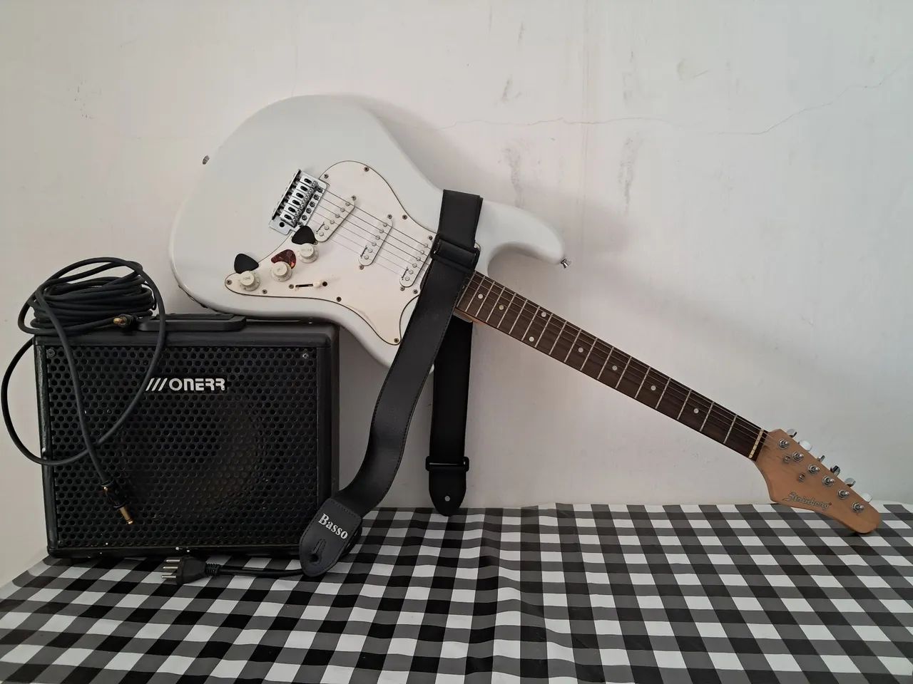 Kit guitarra pra começar a tocar