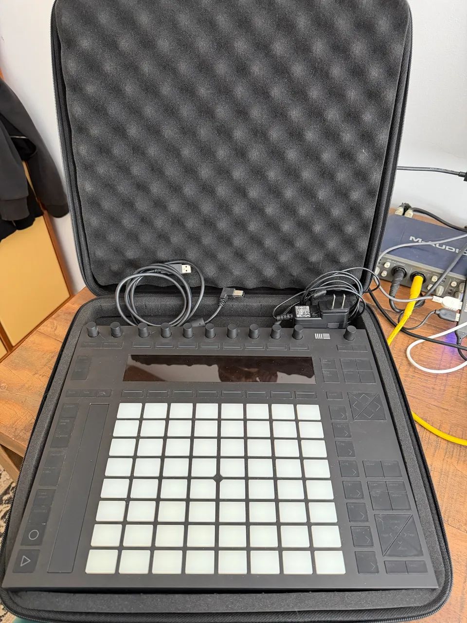 Ableton push 2 - Microfones e Gravadores - Campeche, Florianópolis