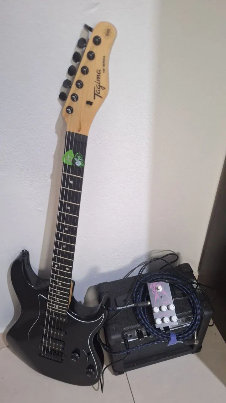 Guitarra Tagima 530