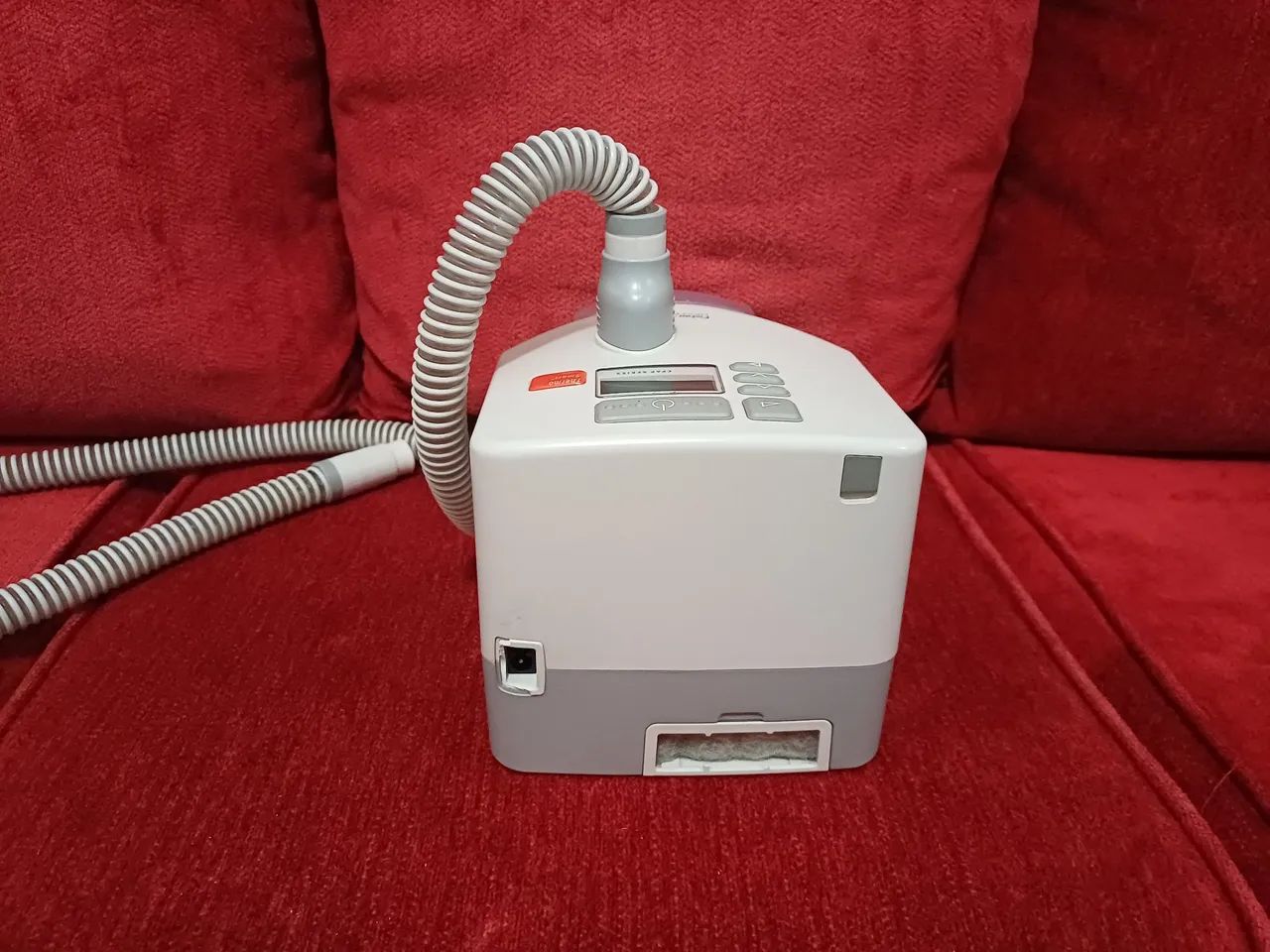 Cpap com umidificador funcionando normalmente  - Foto 4