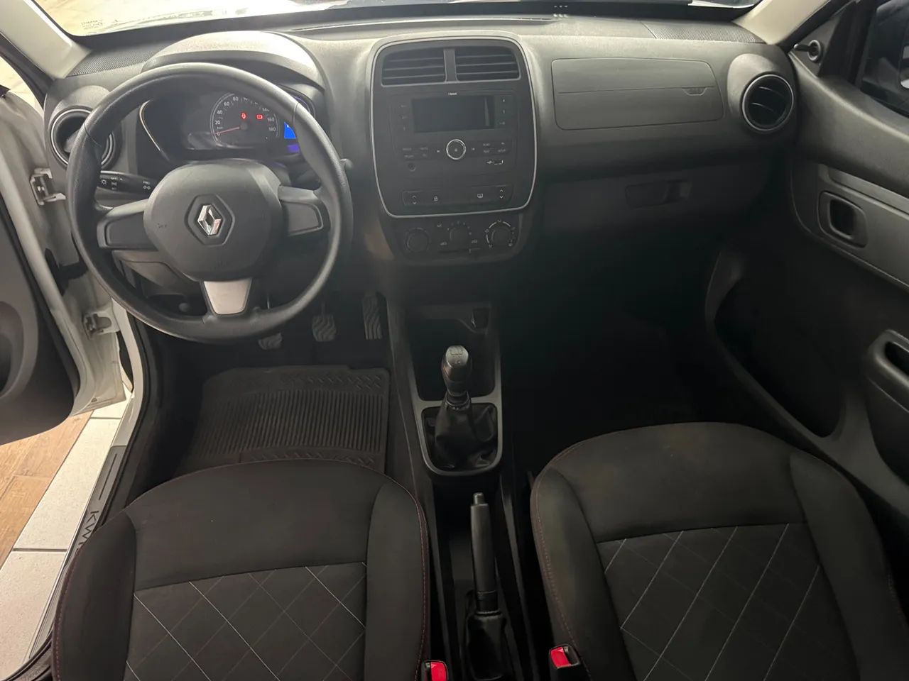 Renault Kwid 1.0 Zen 2019 - Foto 3