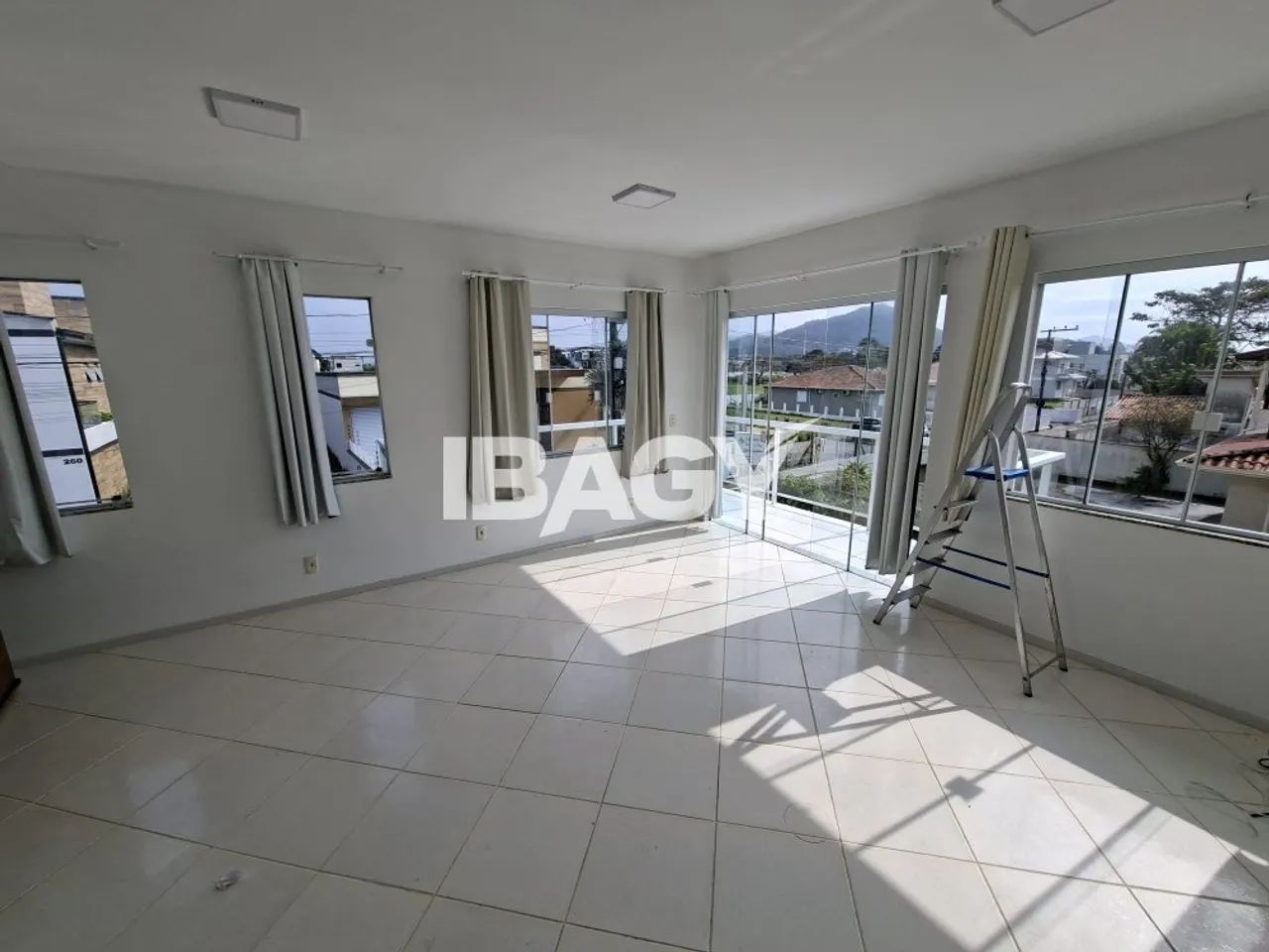 Excelente Apartamento 4 dormitório(s) em Campeche - Florianópolis - Foto 3