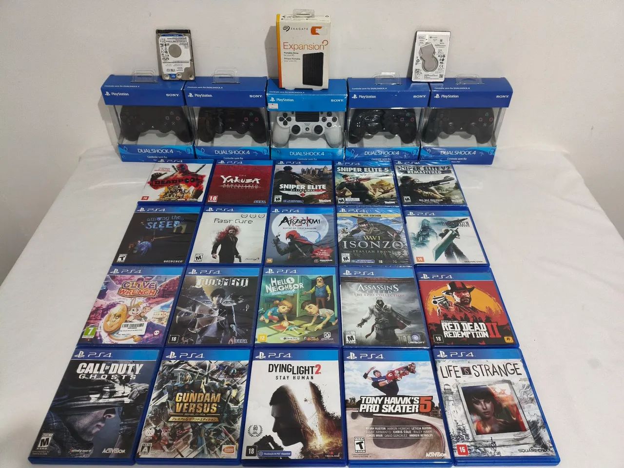 Jogos e acessórios PS4 