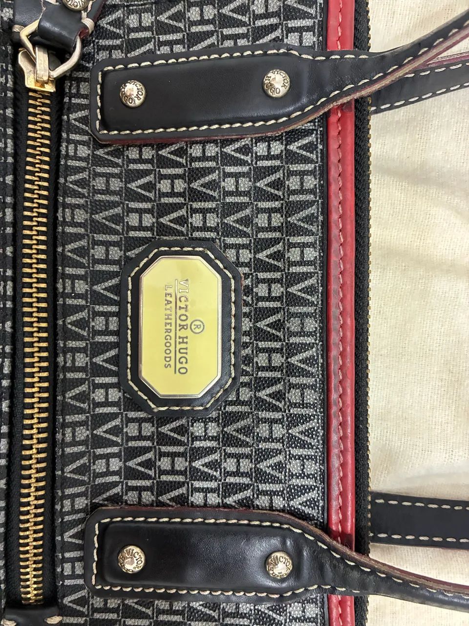 Bolsa couro legítimo Vitor Hugo preta  - Foto 3