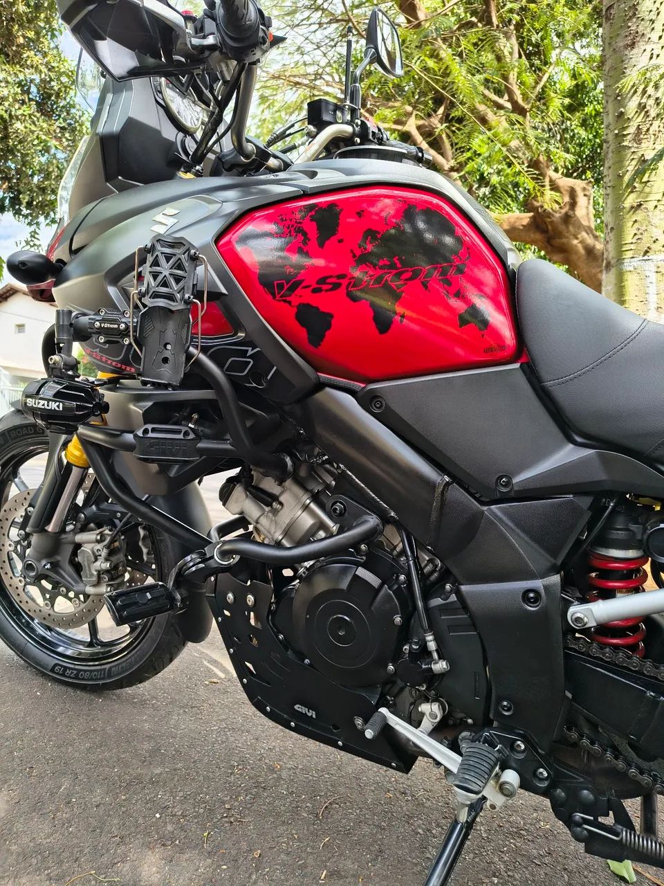 Suzuki V-strom  - Foto 3