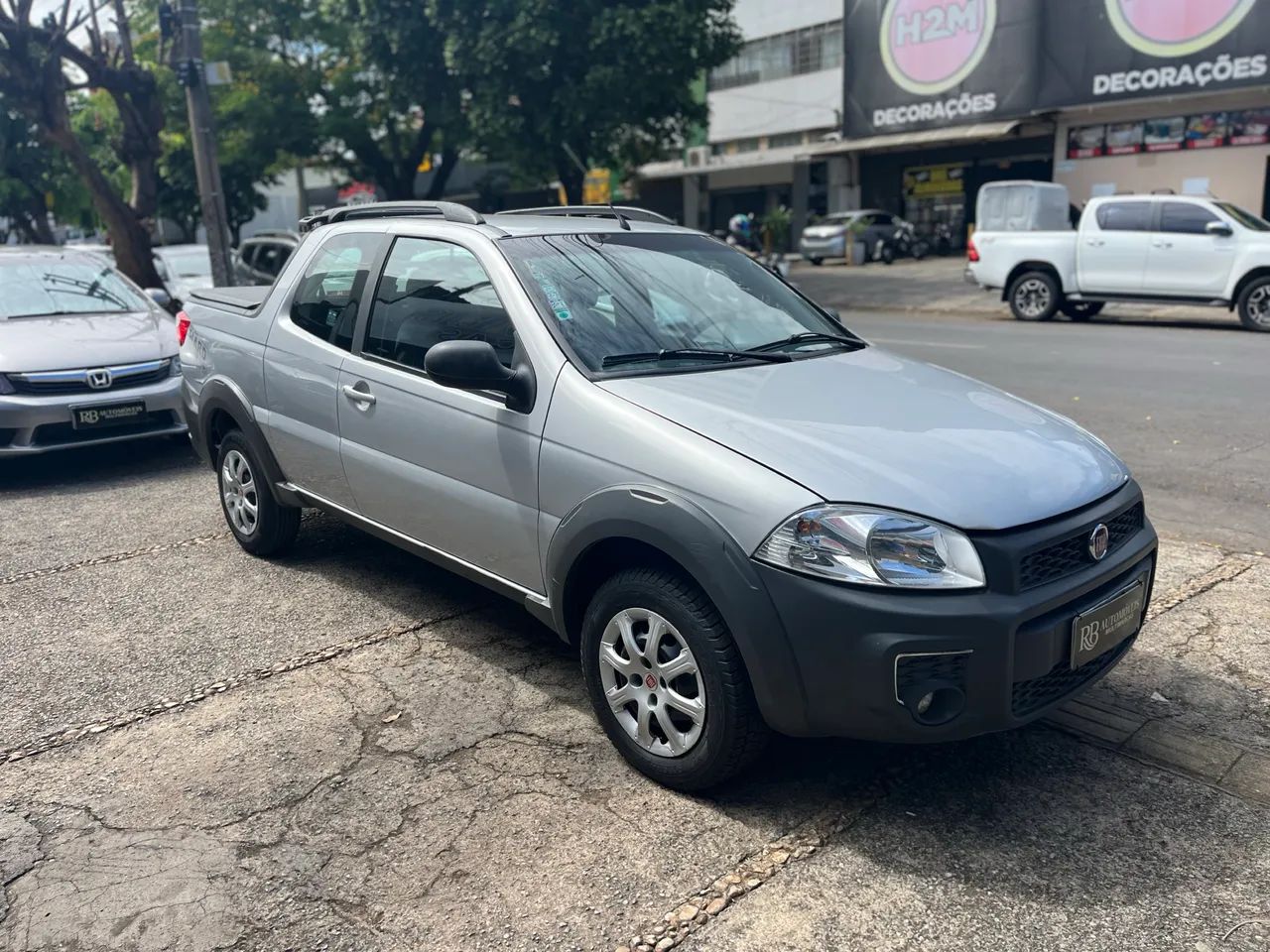 Fiat Strada Working Hard 1.4 Fire Flex 8V CD 2017 - Foto 2