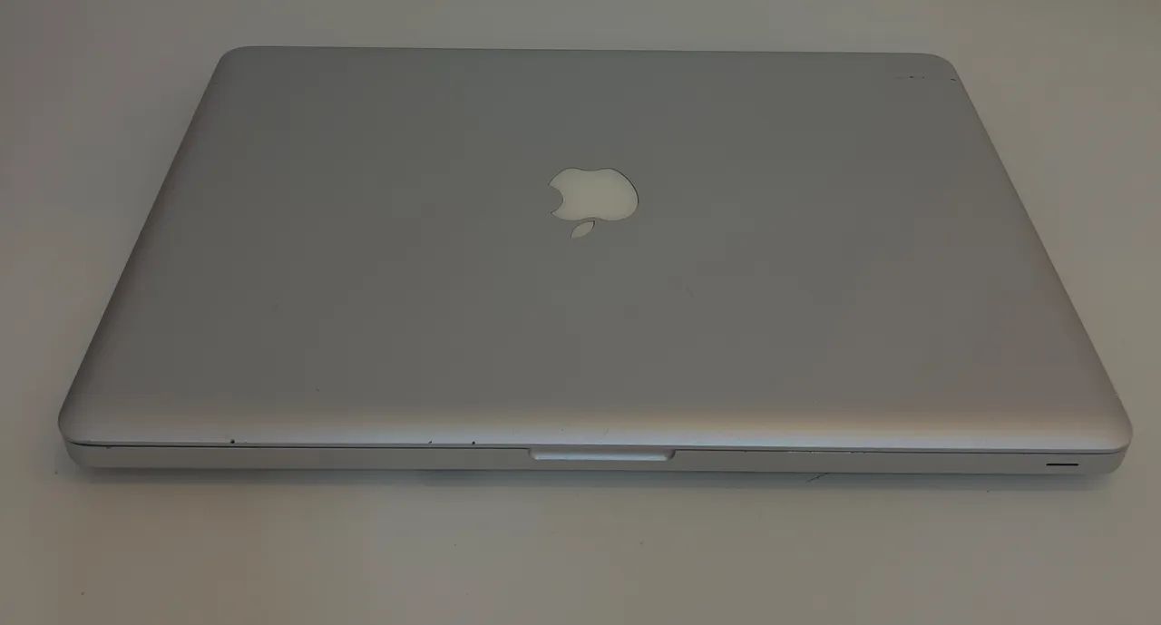 MacBook Pro  2011