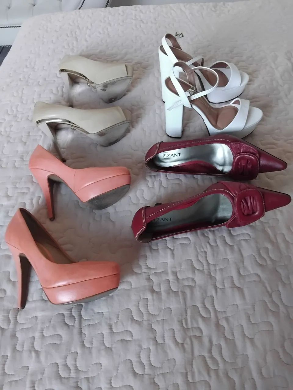 Sapatos tamanho 35. - Foto 3